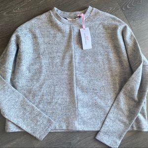 Vineyard Vines NWT Grey Cropped Top